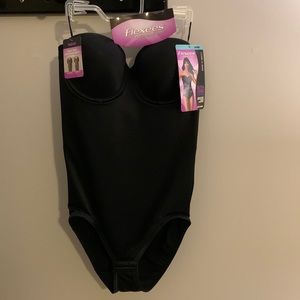 Body shaper, multi-way strapless bra, NWT